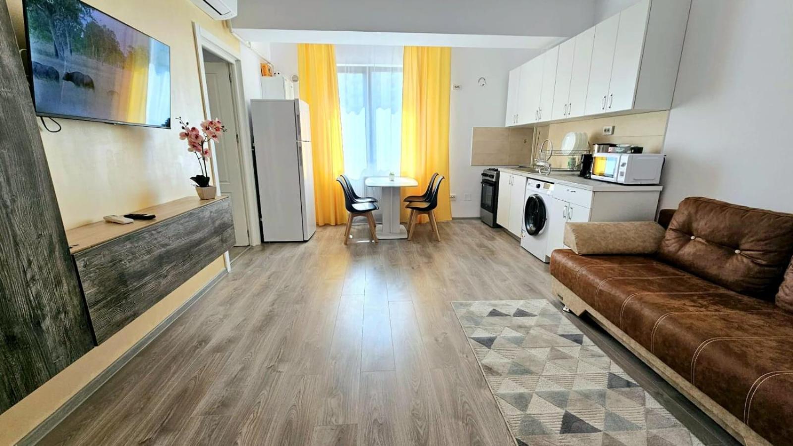 Evelyn Modern Apartment Near Palas Jassy Zewnętrze zdjęcie